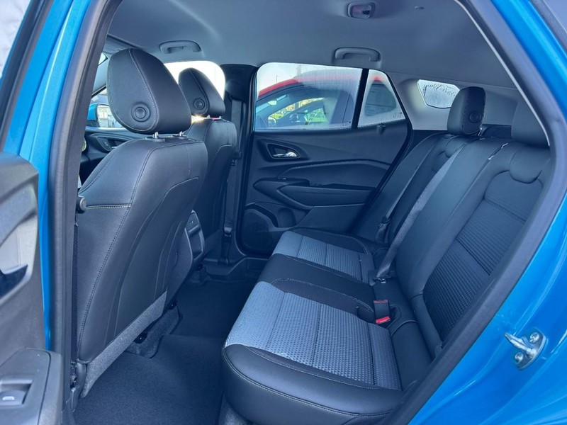 Chevrolet Trax Vehicle Image 06