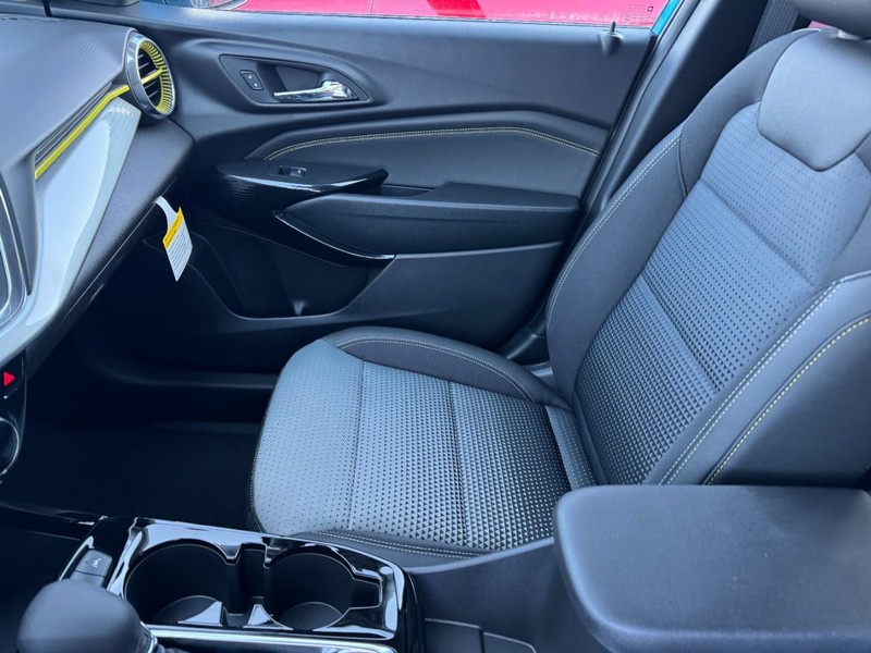 Chevrolet Trax Vehicle Image 07