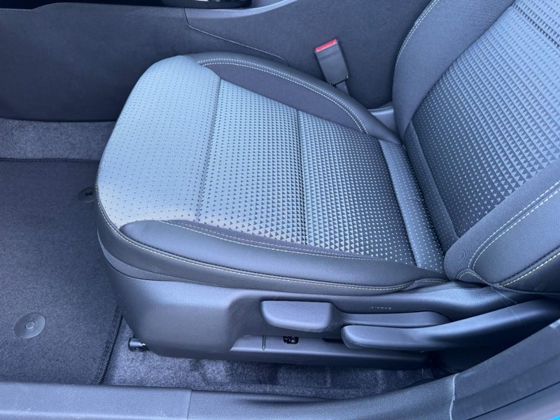 Chevrolet Trax Vehicle Image 08