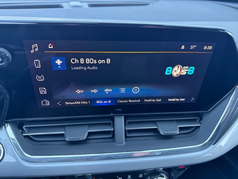 Chevrolet Trax Vehicle Image 13