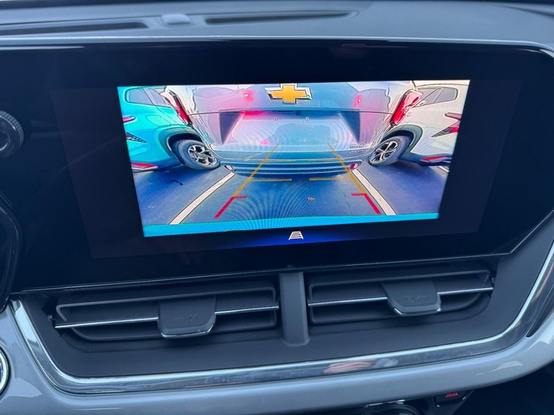 Chevrolet Trax Vehicle Image 14