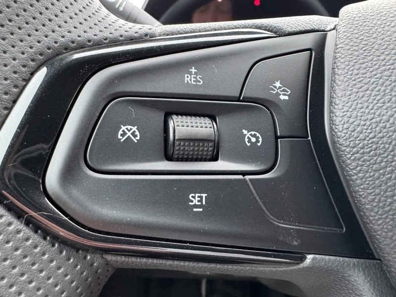 Chevrolet Trax Vehicle Image 09