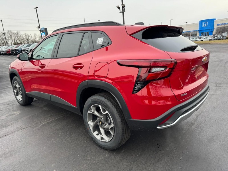 Chevrolet Trax Vehicle Image 05