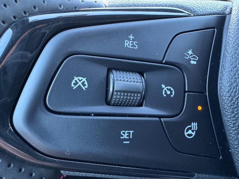 Chevrolet Trax Vehicle Image 11