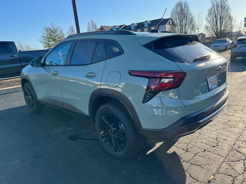 Chevrolet Trax Vehicle Image 05