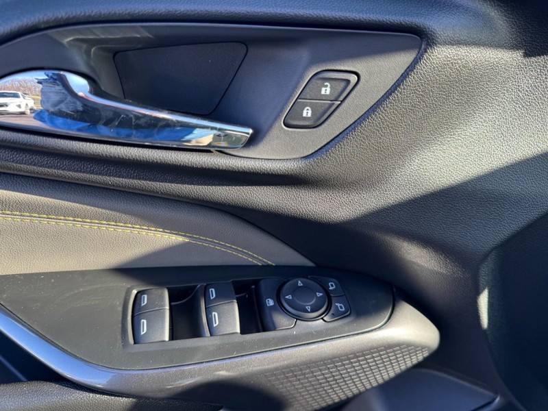 Chevrolet Trax Vehicle Image 10