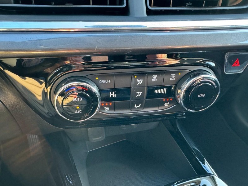 Chevrolet Trax Vehicle Image 13