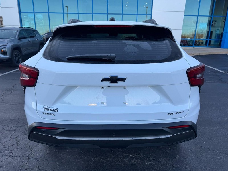 Chevrolet Trax Vehicle Image 04