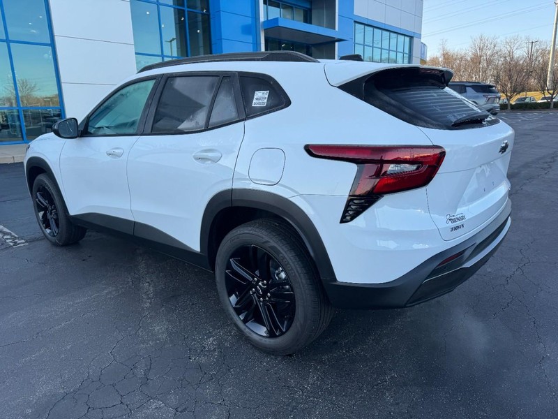 Chevrolet Trax Vehicle Image 05