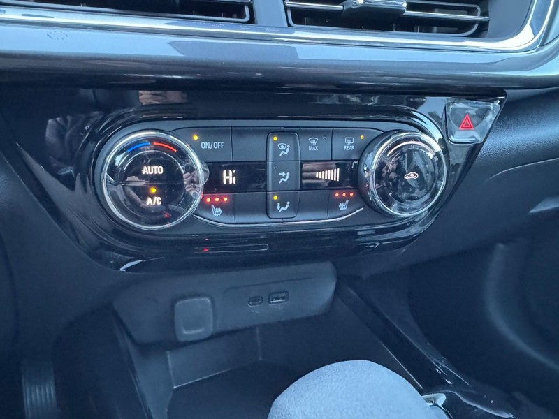 Chevrolet Trax Vehicle Image 11