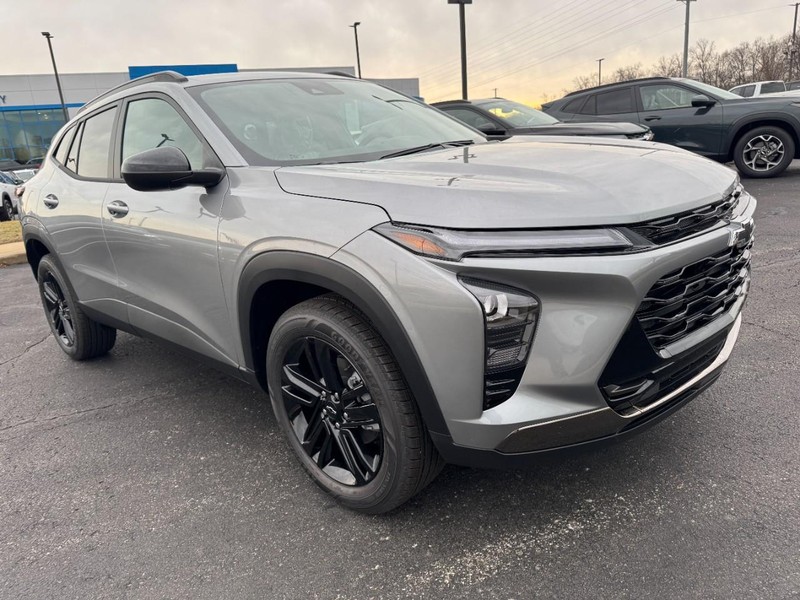 Chevrolet Trax Vehicle Image 02