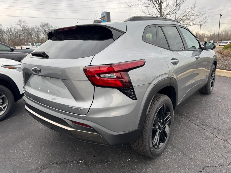 Chevrolet Trax Vehicle Image 03