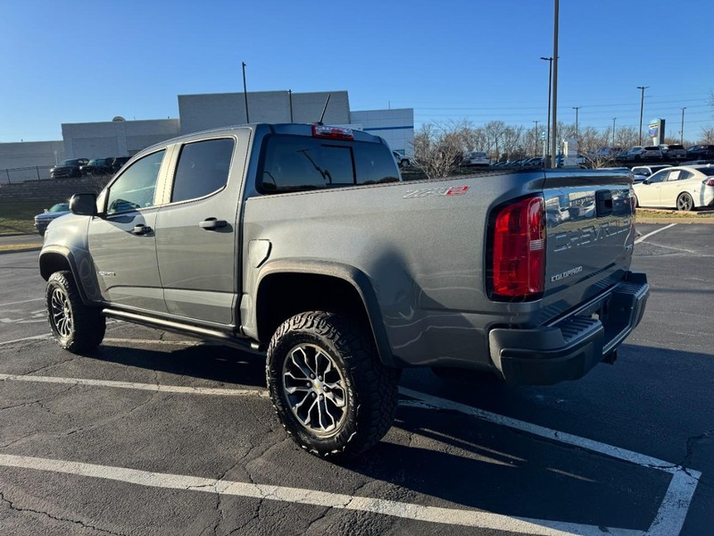 Chevrolet Colorado Vehicle Full-screen Gallery Image 05
