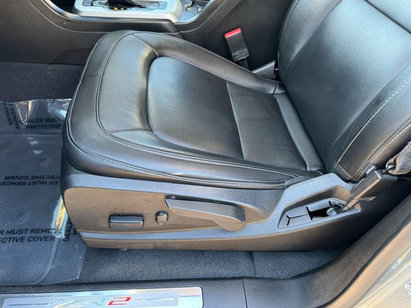 Chevrolet Colorado Vehicle Full-screen Gallery Image 14