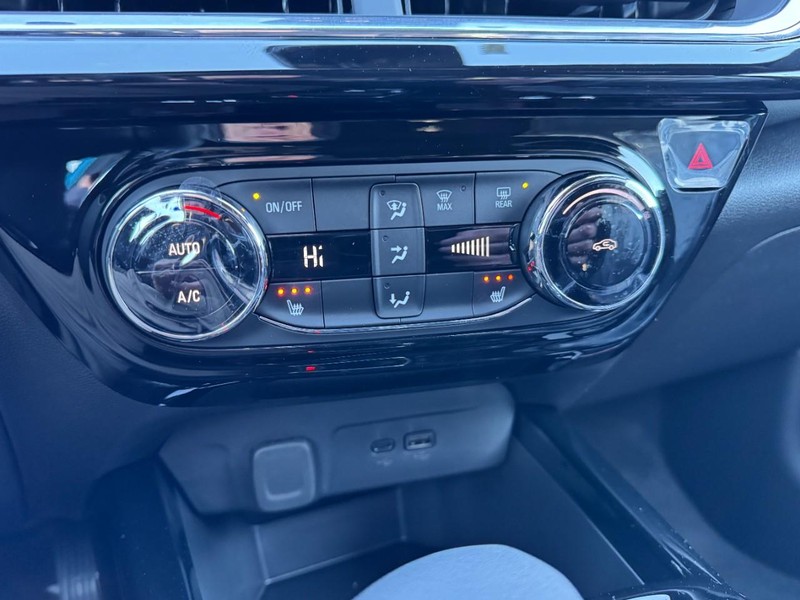 Chevrolet Trax Vehicle Image 10