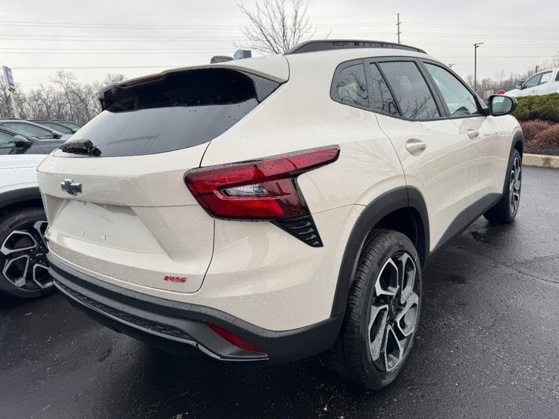 Chevrolet Trax Vehicle Image 03