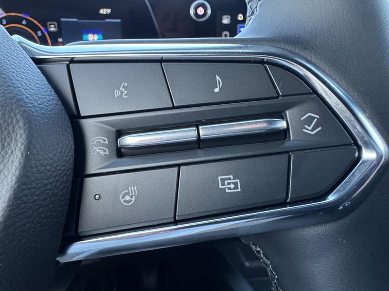 Chevrolet Equinox Vehicle Image 10