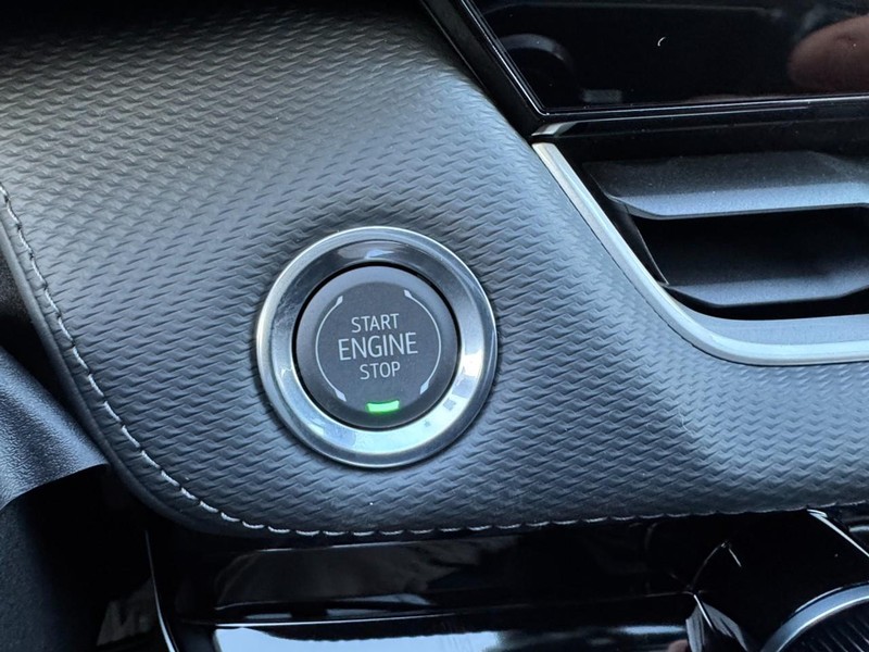 Chevrolet Equinox Vehicle Image 15