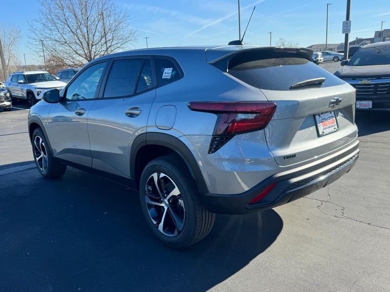 Chevrolet Trax Vehicle Image 05