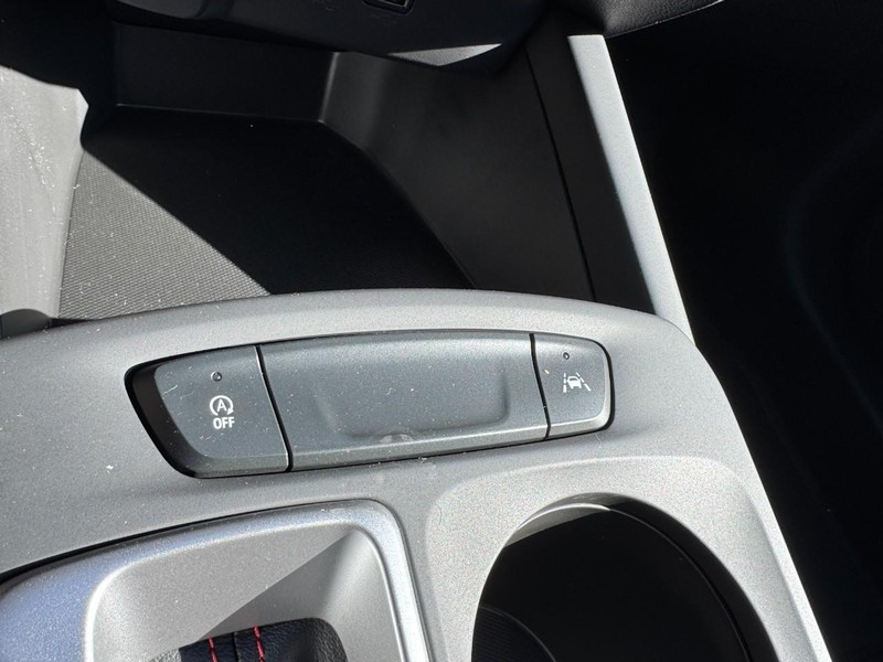 Chevrolet Trax Vehicle Image 16