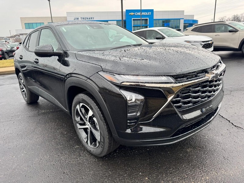 Chevrolet Trax Vehicle Image 02