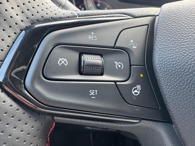 Chevrolet Trax Vehicle Image 11