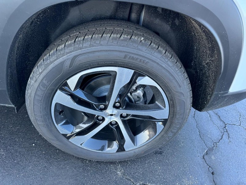 Chevrolet Trax Vehicle Image 06