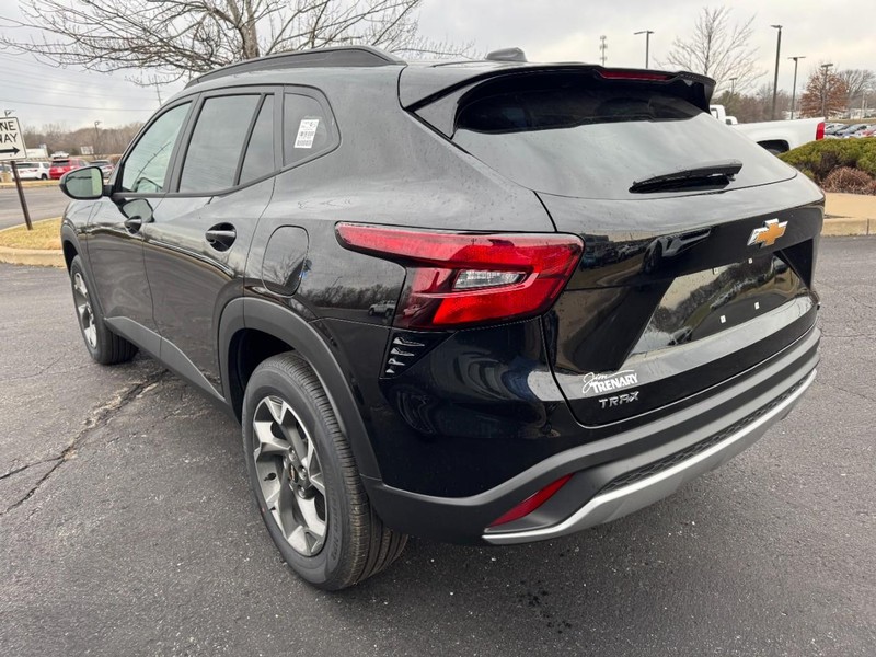 Chevrolet Trax Vehicle Image 06