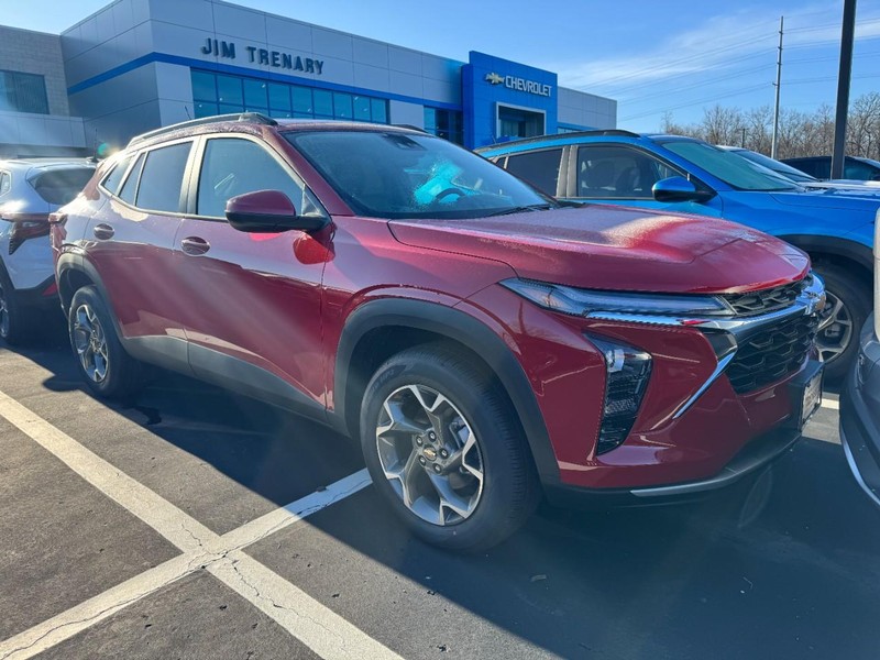 Chevrolet Trax Vehicle Image 02