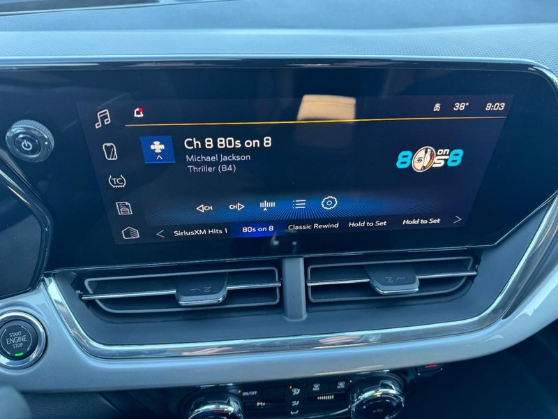 Chevrolet Trax Vehicle Image 13