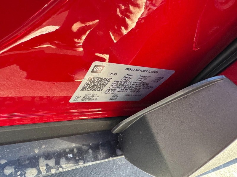 Chevrolet Trax Vehicle Image 16