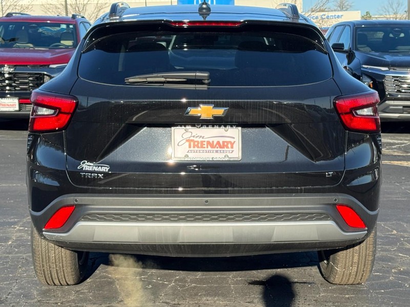 Chevrolet Trax Vehicle Image 04
