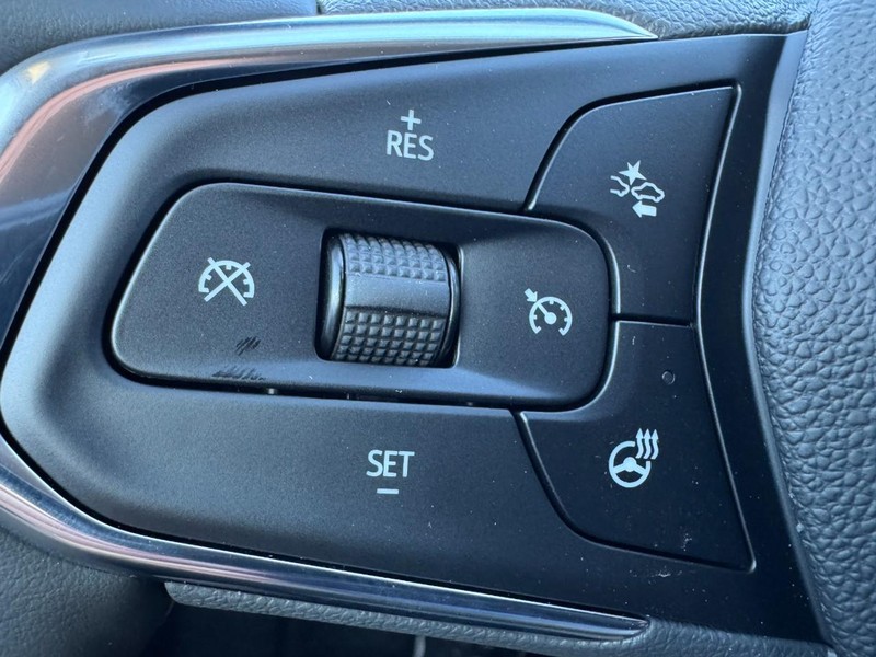 Chevrolet Trax Vehicle Image 11