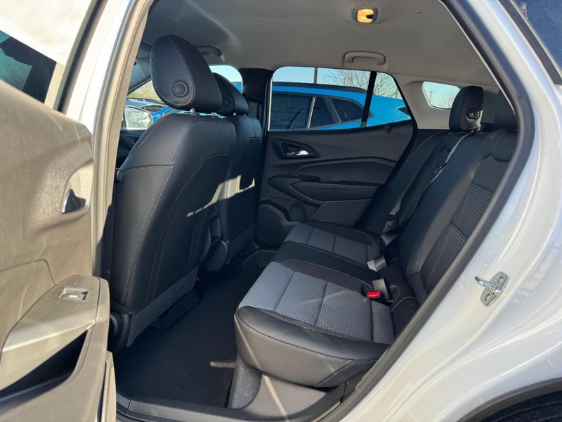 Chevrolet Trax Vehicle Image 06