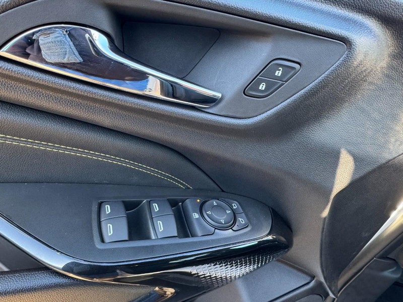 Chevrolet Trax Vehicle Image 09