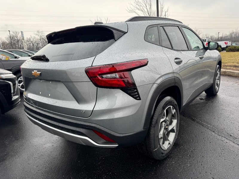 Chevrolet Trax Vehicle Image 03