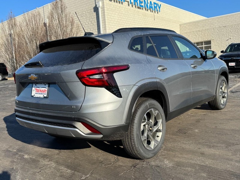 Chevrolet Trax Vehicle Image 03