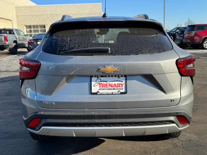 Chevrolet Trax Vehicle Image 04
