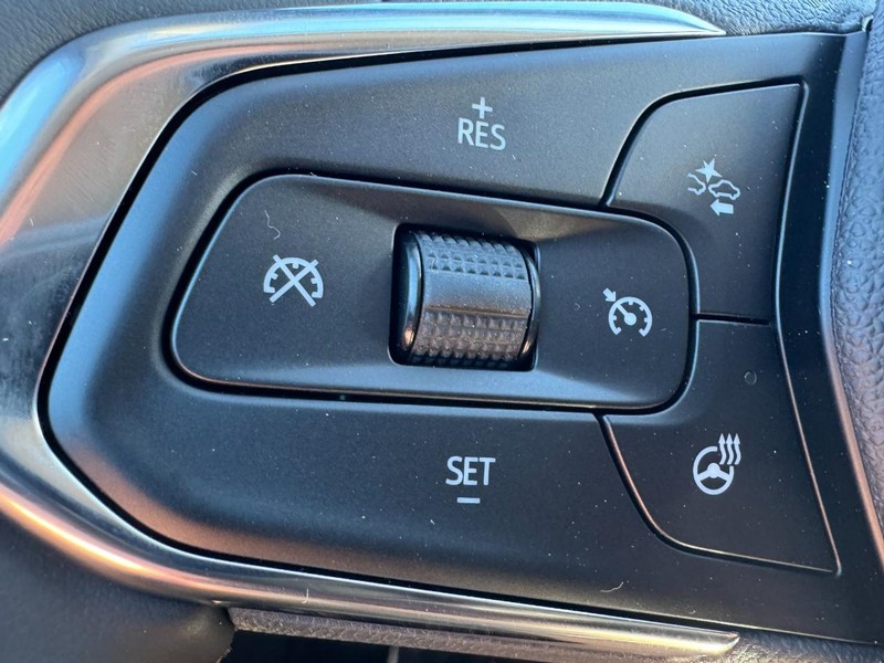 Chevrolet Trax Vehicle Image 11