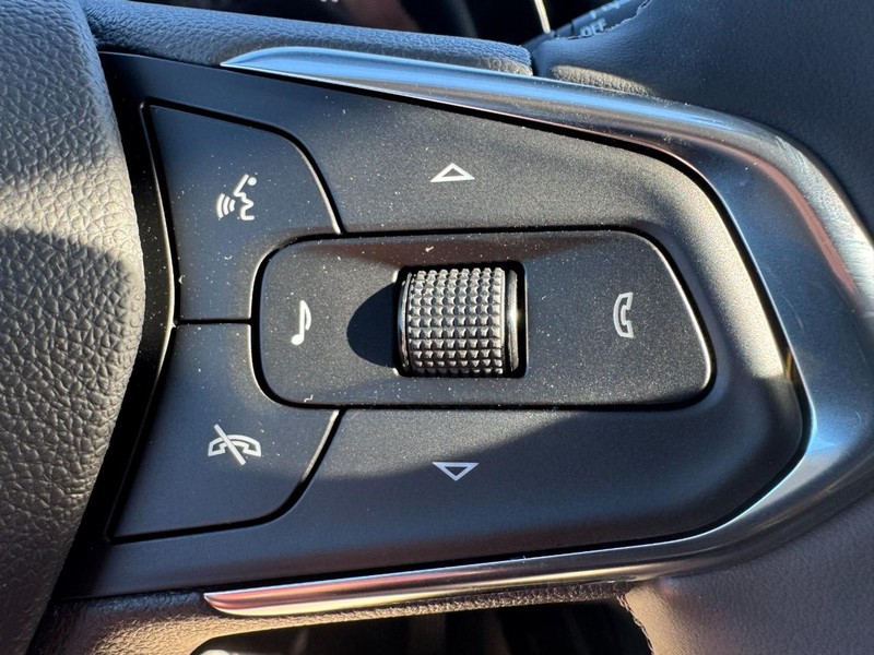 Chevrolet Trax Vehicle Image 12