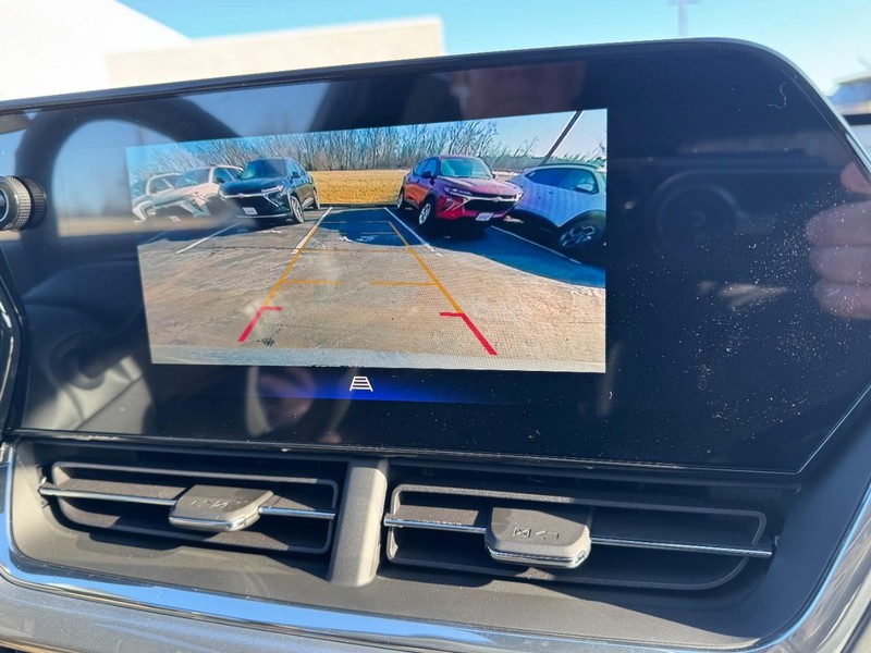 Chevrolet Trax Vehicle Image 15