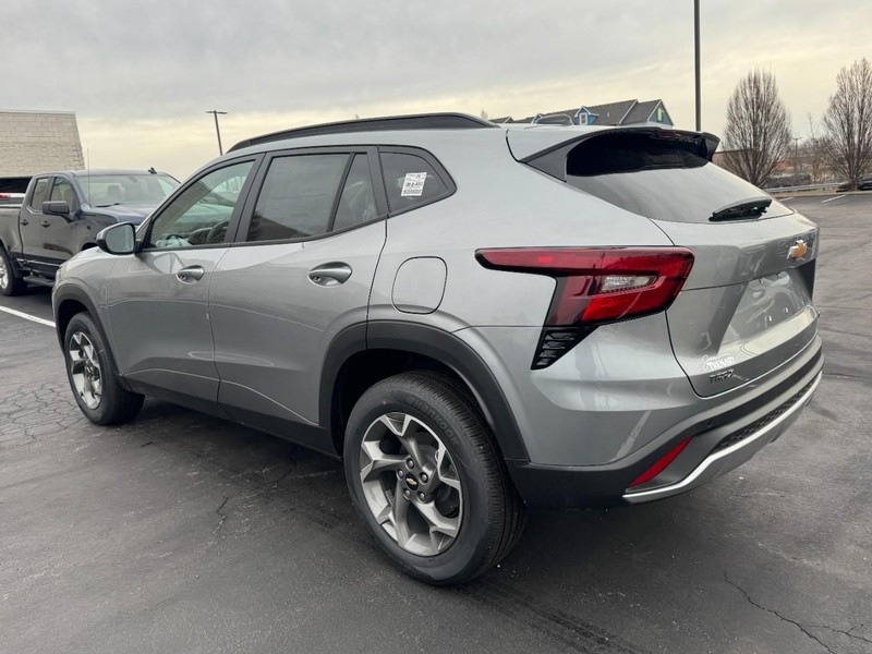 Chevrolet Trax Vehicle Image 05