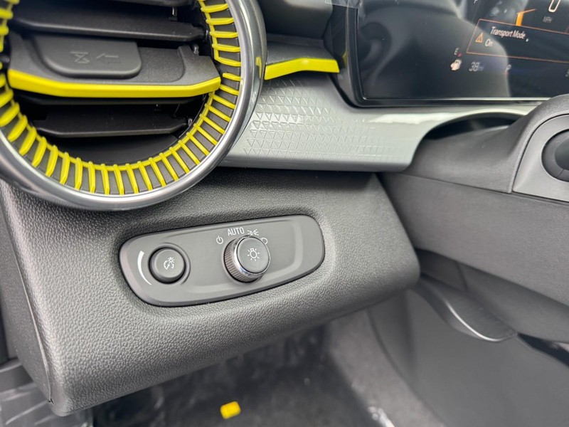 Chevrolet Trax Vehicle Image 09