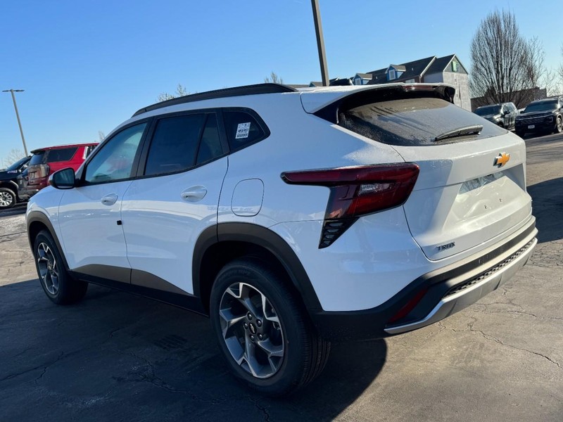 Chevrolet Trax Vehicle Image 05