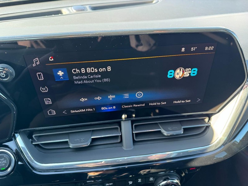 Chevrolet Trax Vehicle Image 13