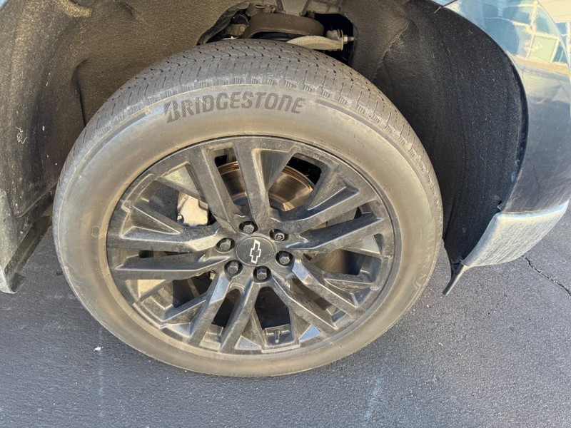 Chevrolet Silverado 1500 Vehicle Image 05