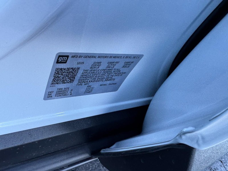 Chevrolet Equinox Vehicle Image 17