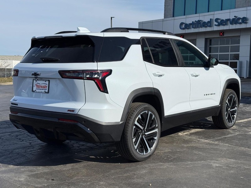 Chevrolet Equinox Vehicle Image 03