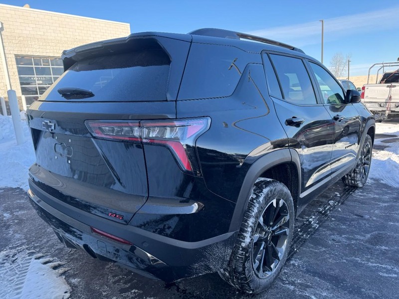 Chevrolet Equinox Vehicle Image 03