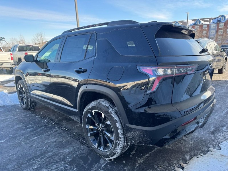 Chevrolet Equinox Vehicle Image 05